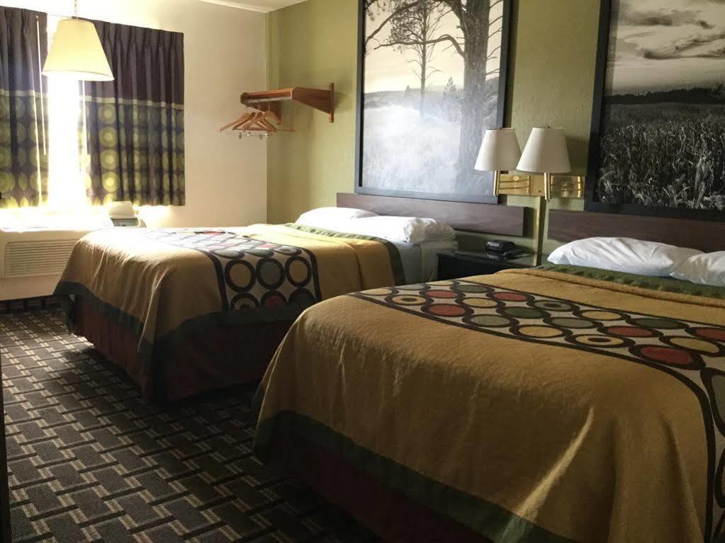 Super 8 By Wyndham Wayne Hotell Eksteriør bilde